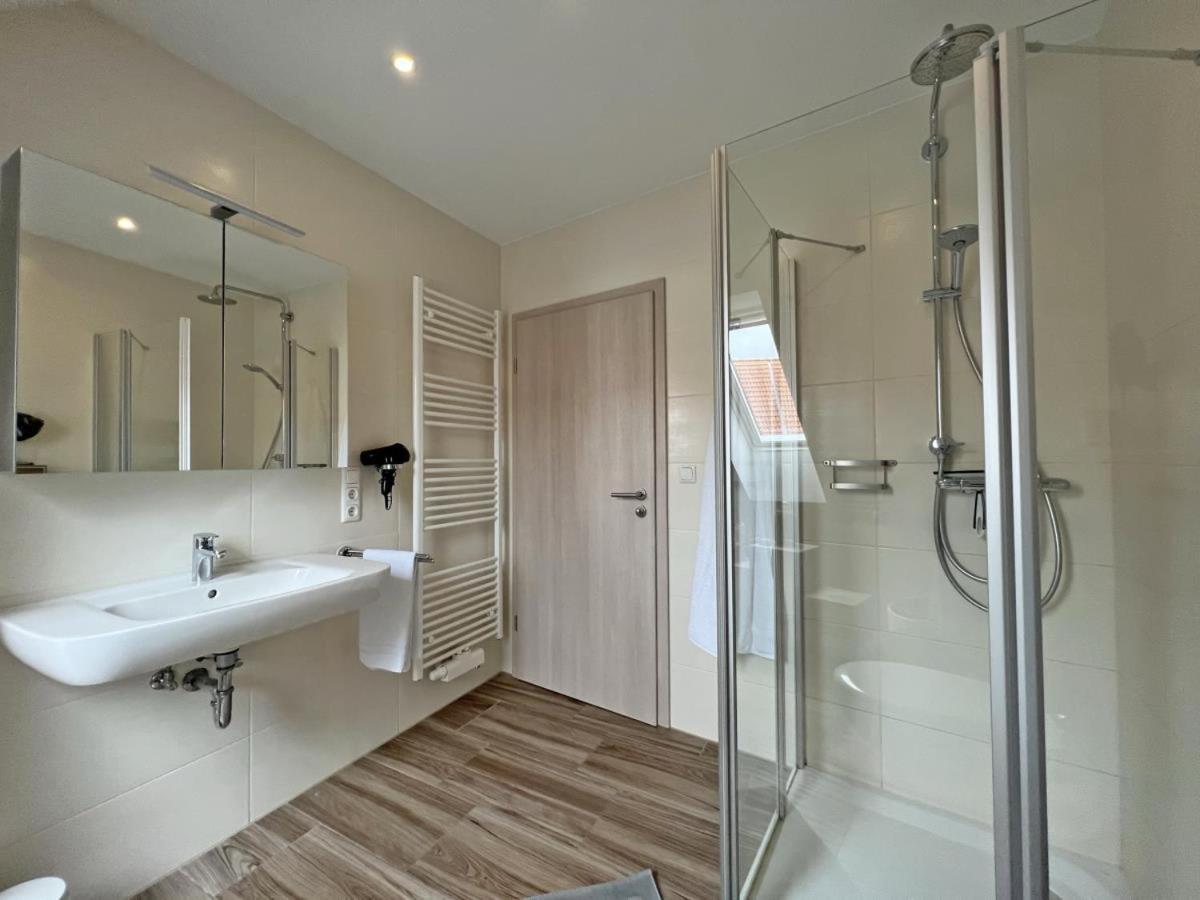 Ferienwohnung Hafenblick - Wunderbare Erholung Am Hafen Norddeich  Zewnętrze zdjęcie
